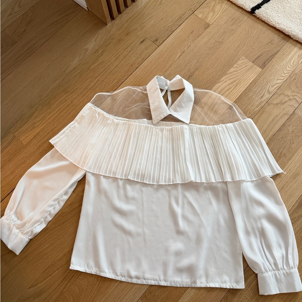 Chic White Pleated Women's Blouse